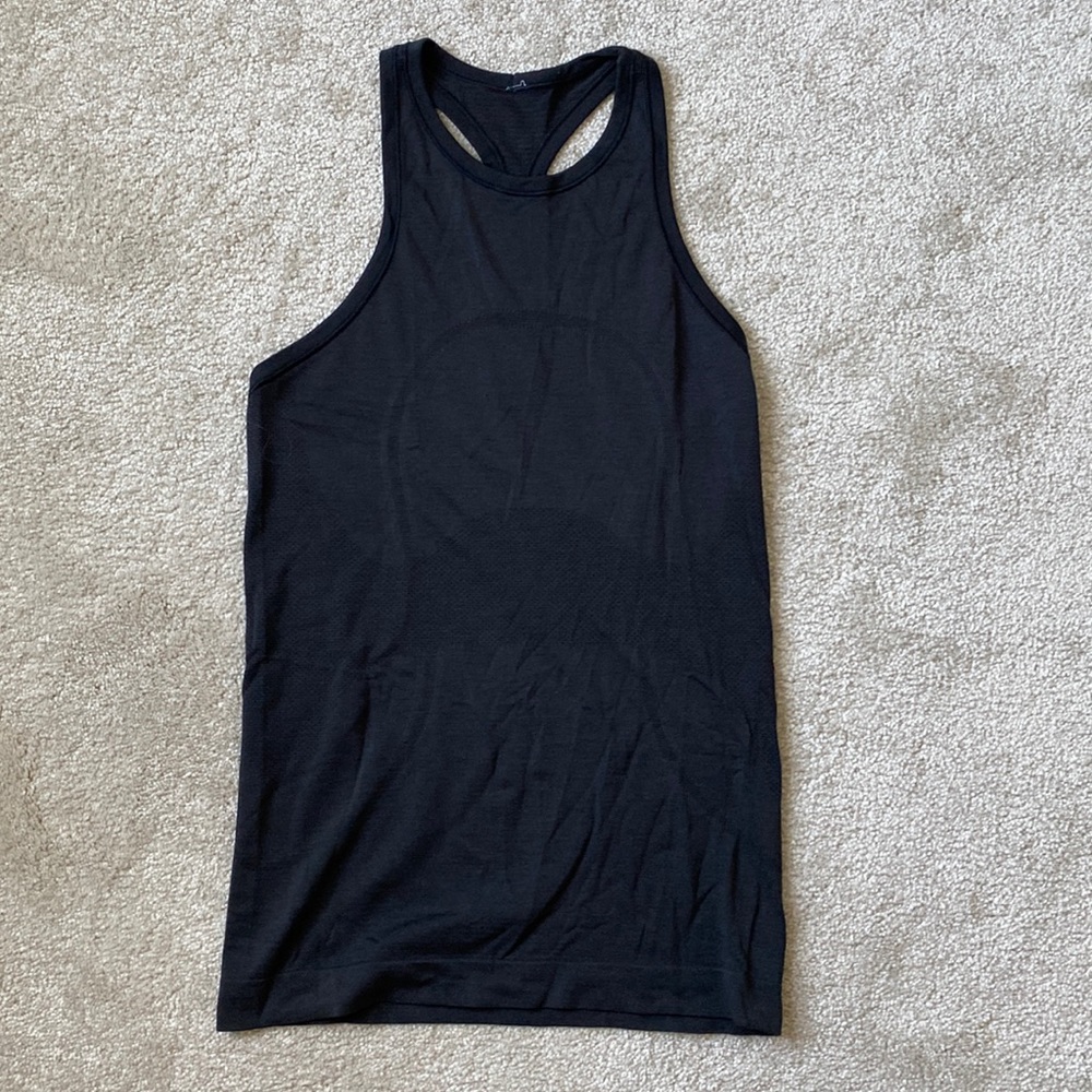 Lululemon high neck tank top
